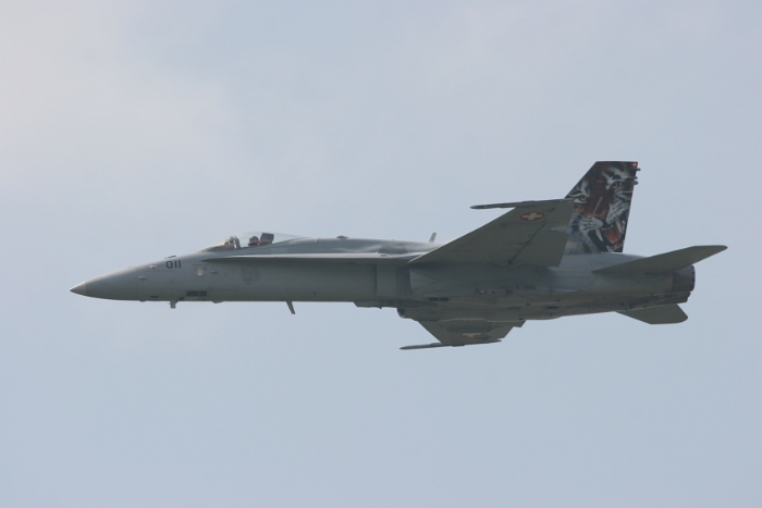 FA-18 - 001